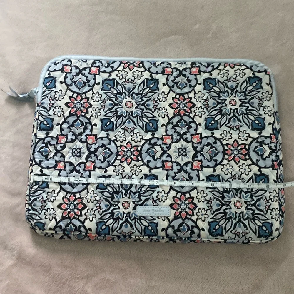 Vera Bradley Floral Pastel Laptop Sleeve